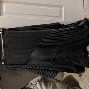 3 for $25 // moyuru black gray long skirt